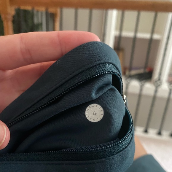 Lululemon Speed Up Tight Warp Tech Legging - Picture 6 of 15